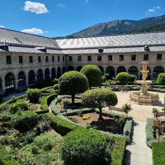 May 2023. El Escorial. Escuela de Materiales Moleculares